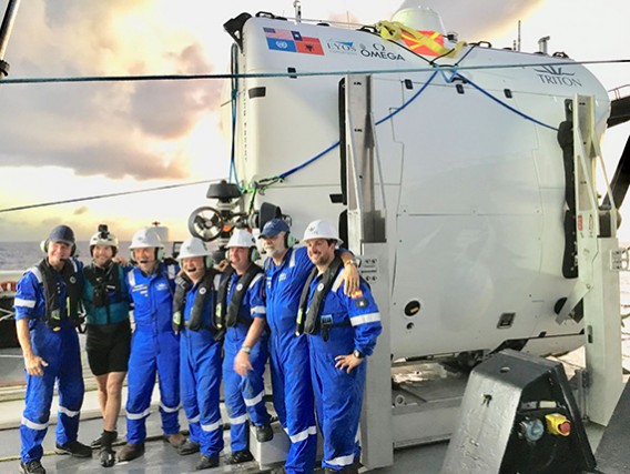 Triton Submarines operations team dive Challenger Deep in 2019